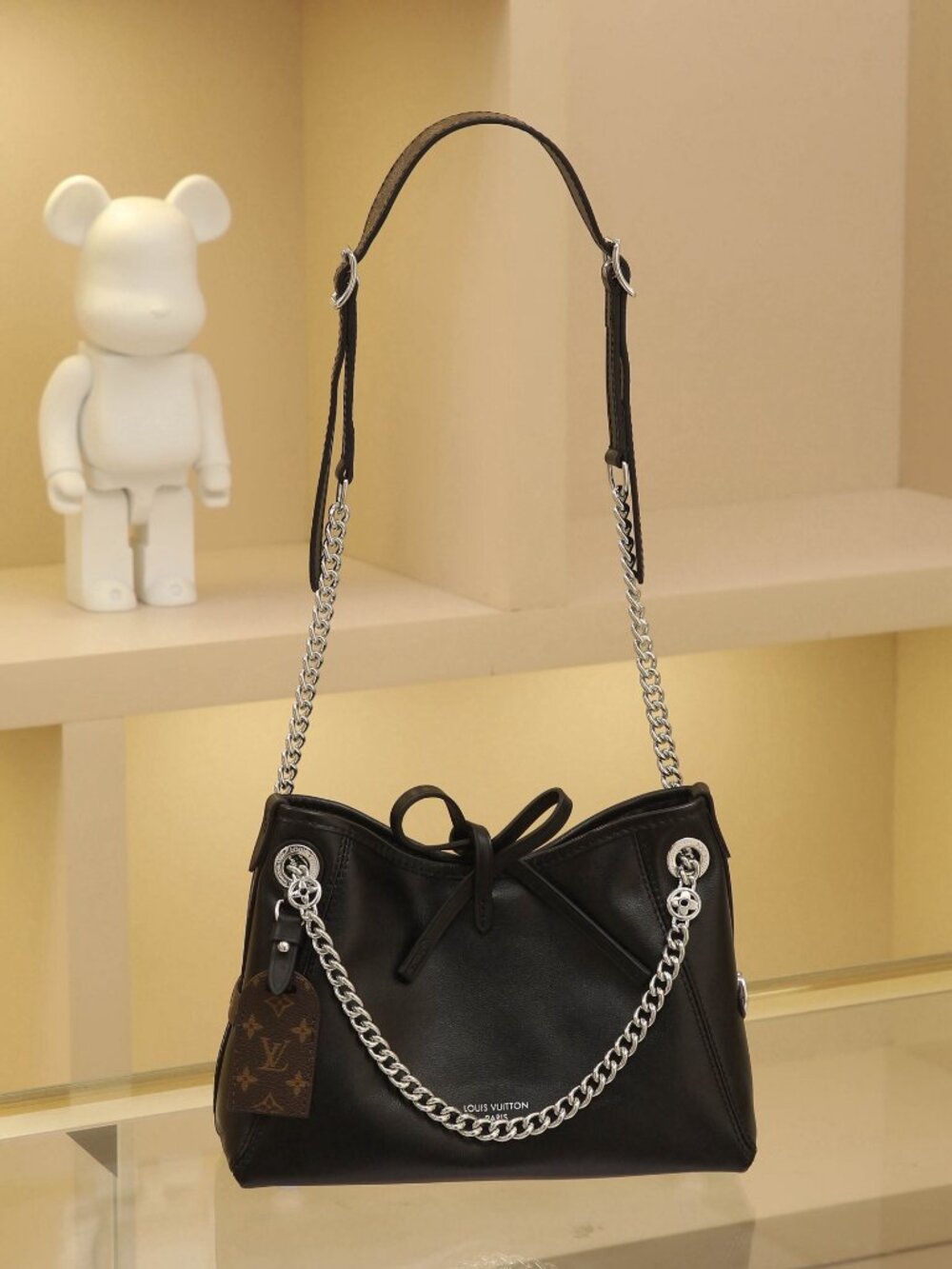 Louis Vuitton Shoulder Bag Carryall Cargo Vibe PM Lambskin M24861